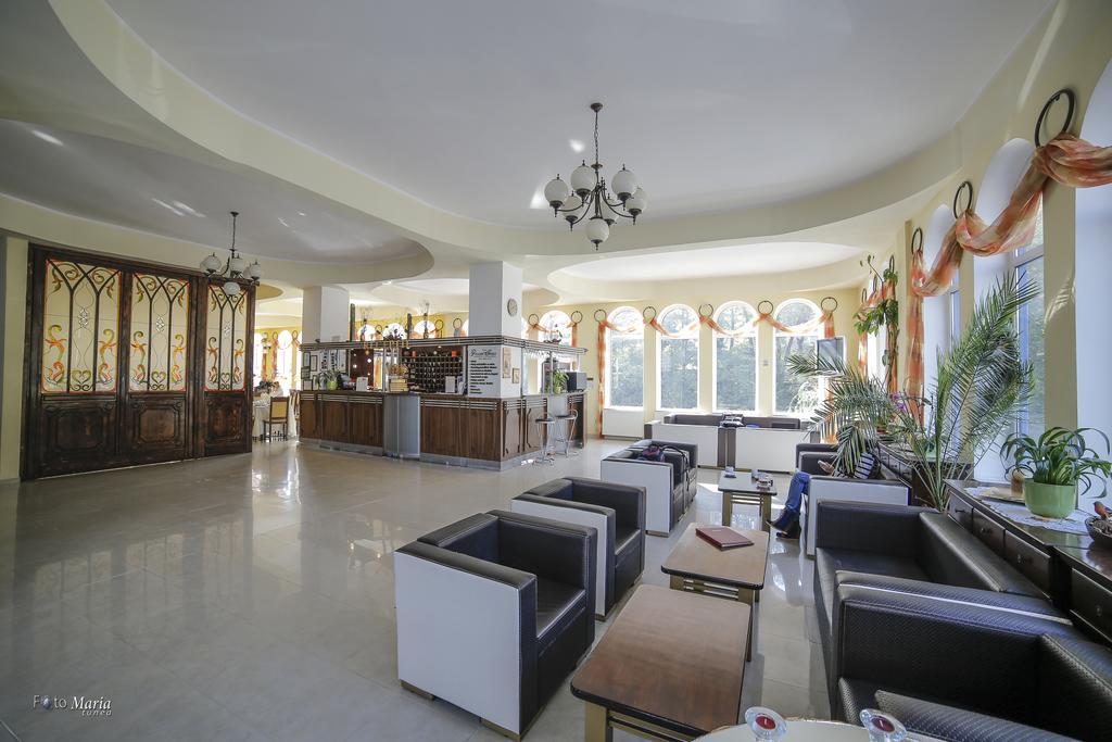 Hotel Golden Spirit Băile Herculane Dış mekan fotoğraf