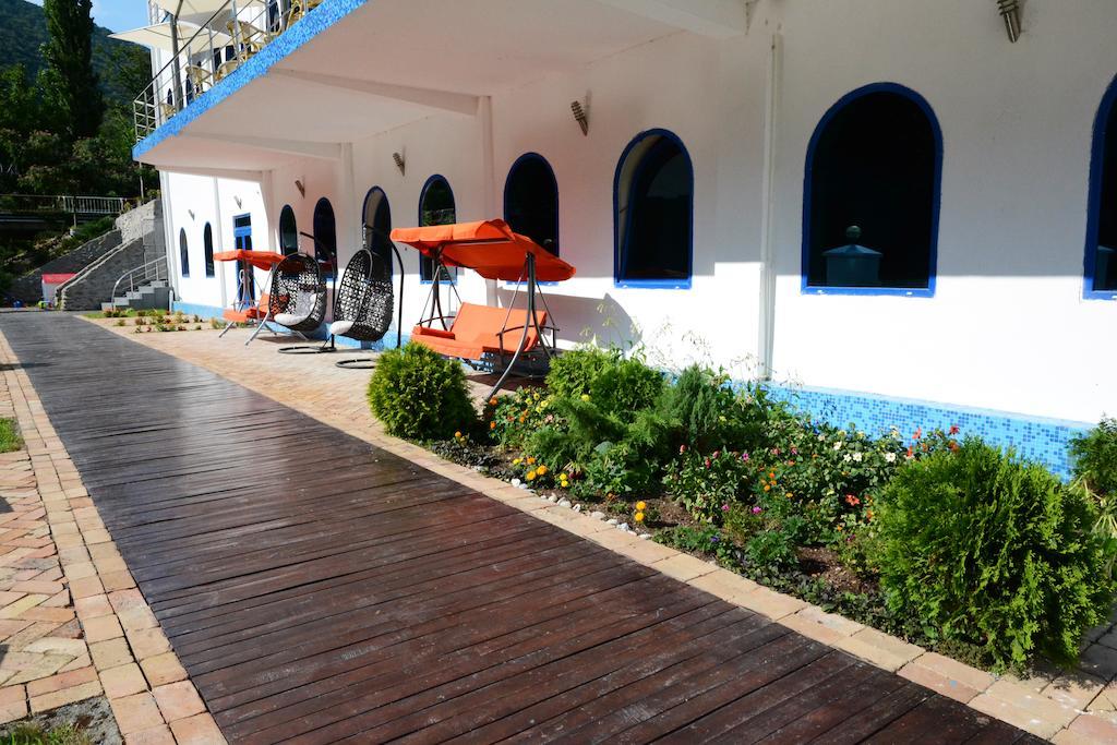 Hotel Golden Spirit Băile Herculane Dış mekan fotoğraf